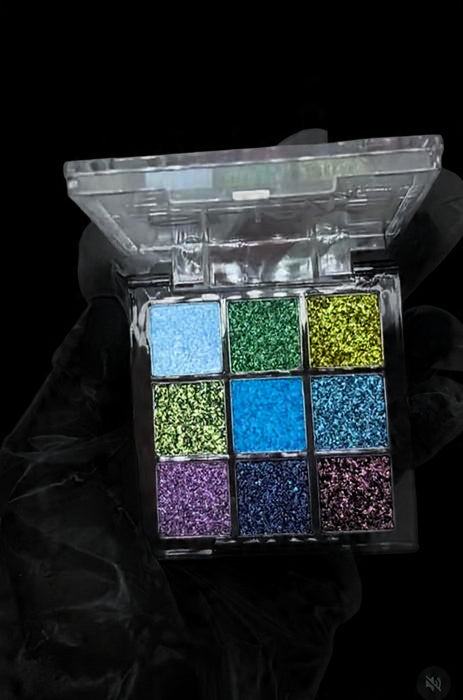 Catachromes – Phantasm 9 color eyeshadow palate