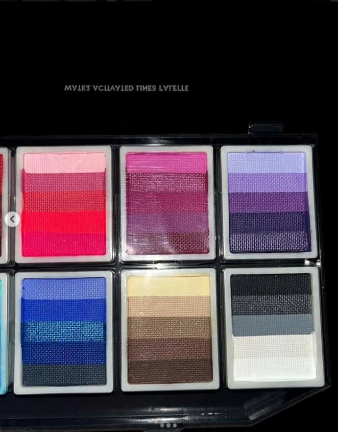 Endless possibilities split liner palate 60 colors